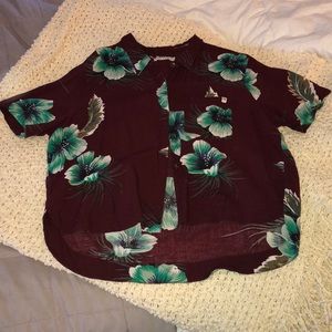 NEVER WORN  button up, slight crop top